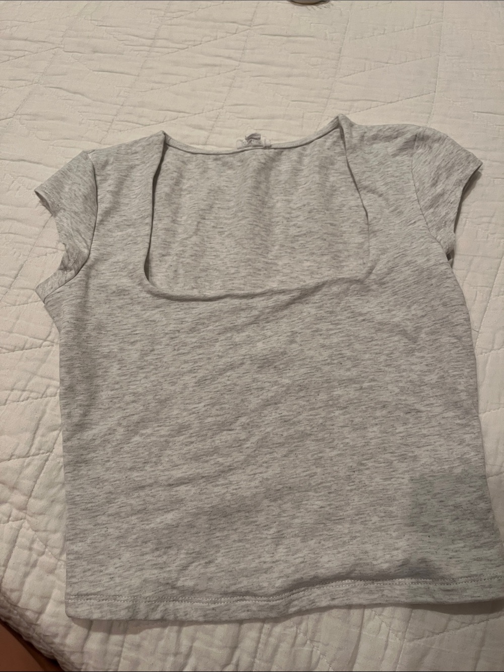 Women’s Garage Light Gray Square Neck Short Sleeve Top